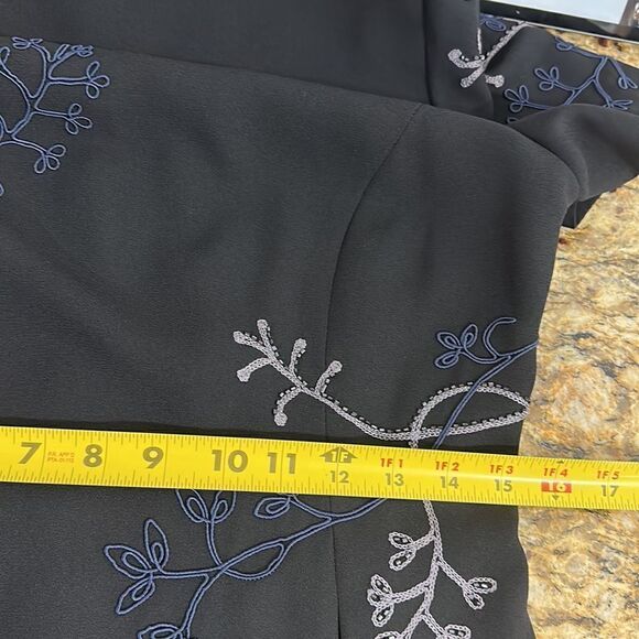 Maggy London Black Embroidered Short Sleeve Sheath Dress Size 8 - Picture 7 of 8